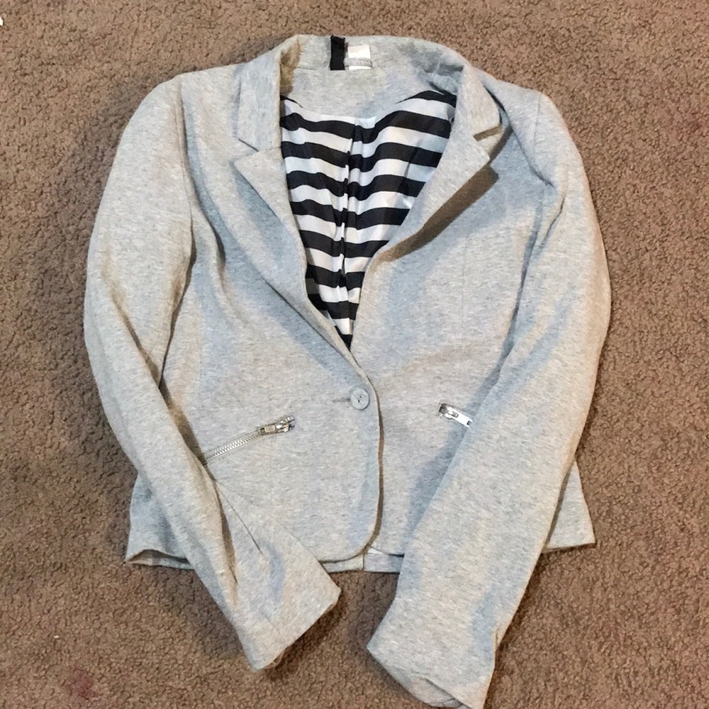 A grey Blazer